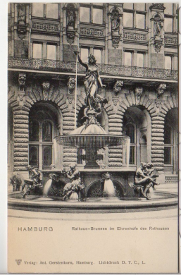ALTE ANSICHTSKARTE/ POSTKARTE - HAMBURG - RATHAUS-BRUNNEN (HYGIEIA-BRUNNEN) IM EHRENHOFE DES RATHAUSES
