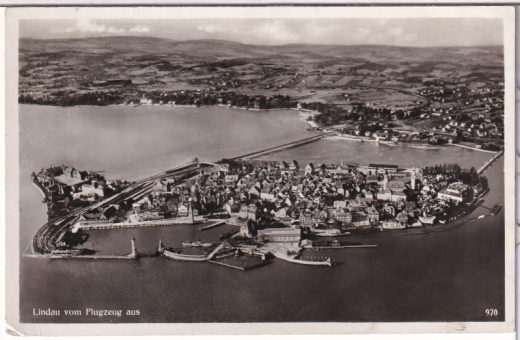 ALTE ANSICHTSKARTE/ POSTKARTE - LINDAU VOM FLUGZEUG AUS, MIT NACHGEBÜHR-STEMPEL