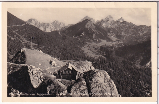 ANSICHTSKARTE/POSTKARTE - PFRONTENHÜTTE AM AGGENSTEIN 1500m MIT TANNHEIMERGRUPPE 2176m