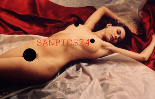 PHOTO - 4/15 PORTRAIT OF NAKED MODEL #7