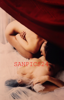 PHOTO - 11/15 - 2 NAKED MODELS IN PORTRAIT #7