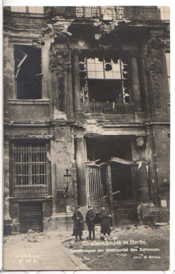 ALTE ANSICHTSKARTE/ ECHTFOTOKARTE - 8/9 - BERLIN - MÄRZKÄMPFE 1919