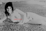 PHOTO - EROTIC - 2/6 - BEAUTIFUL NAKED WOMAN ON THE BEACH #314