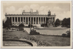 ALTE ANSICHTSKARTE/ POSTKARTE - BERLIN - ALTES MUSEUM UND LUSTGARTEN