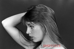 PHOTO - EROTIC - PORTRAIT OF BEAUTIFUL NAKED MODEL #47