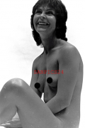 PHOTO - EROTIC - 3/9 - OLD NAKED HOUSEWIFE IN POSE #107