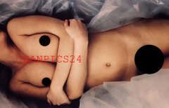 PHOTO - 5/15 PORTRAIT OF NAKED MODEL #7
