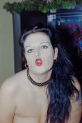 PHOTO - EROTIC - 6/9 - BEAUTIFUL NAKED BBW HOUSEWIFE IN LINGERIE #359